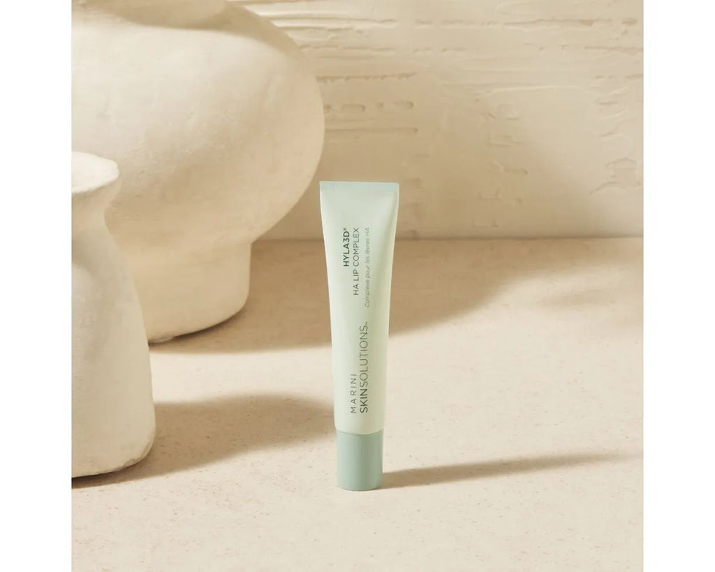 JanMariniHyla3DLip_15ml_Hydrating_Firming_SmoothingLipCareUK_1